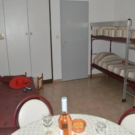 Valmer Apartment